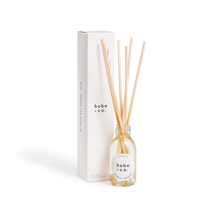 Fresh and uplifting balsam fir & bergamot reed diffuser